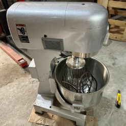 máy đánh kem trứng LC-B30G