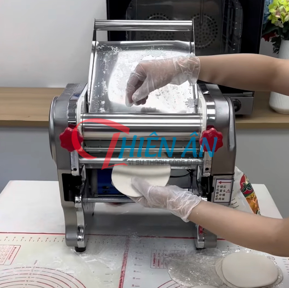 cách sử dụng máy cán bột