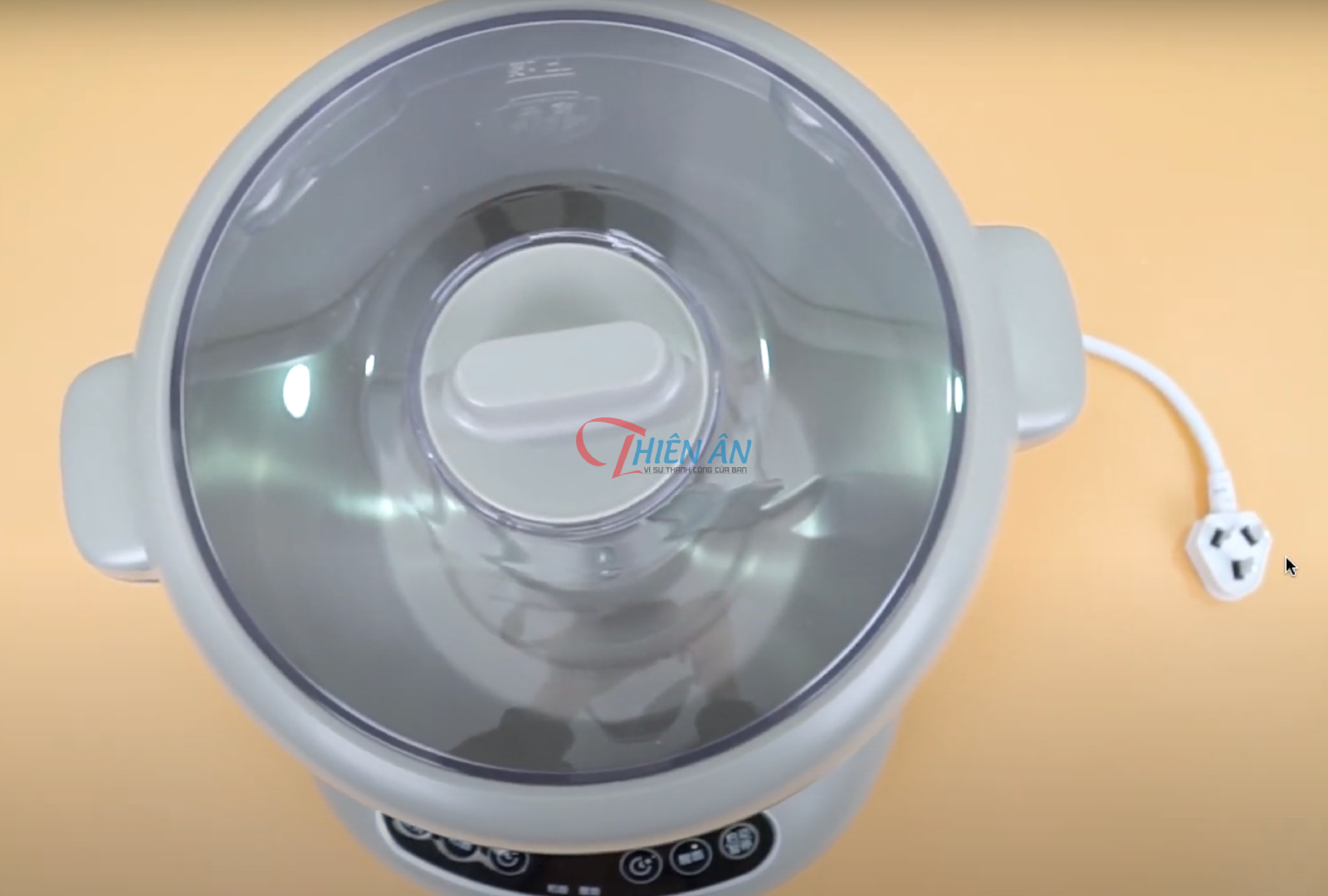 máy nhồi bột bear dễ vệ sinh